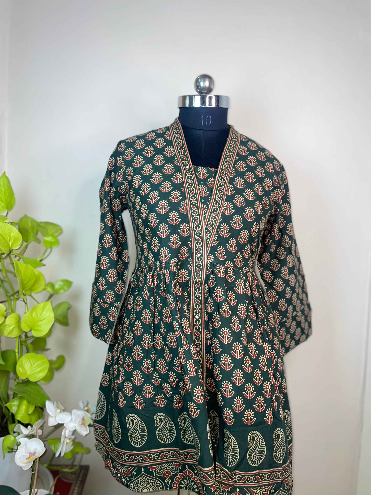 Emerald Paisley Hand Block Cotton Short Kurti